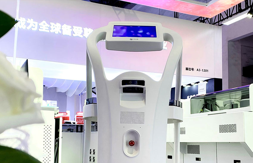 6-實(shí)驗(yàn)室運(yùn)輸型機(jī)器人.jpg